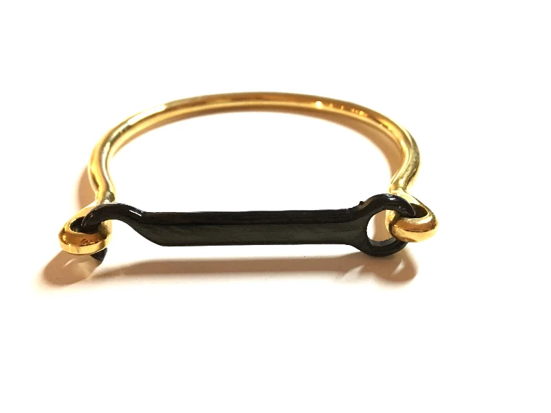 Traditional Gold Bangle-LUSITANO STIRRUP BANGLE - GOLD / BLACK| Equestrian Jewelry - AtelierCG™