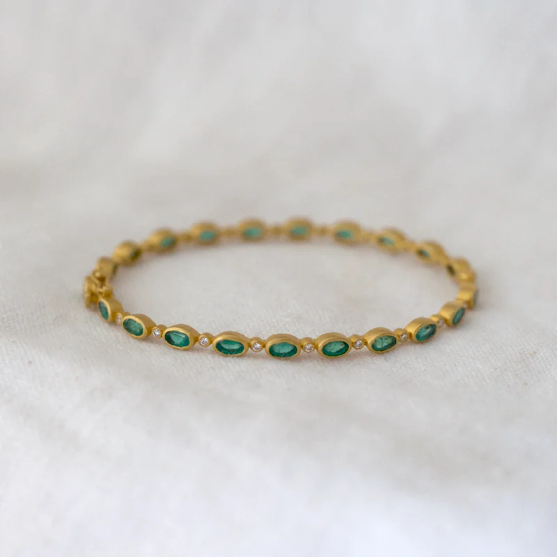 Handmade Silver Bangles-Emerald and Diamond Bangle