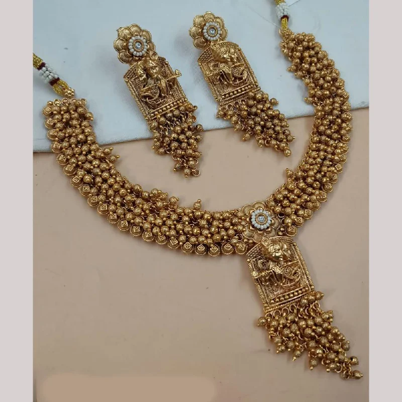 Gold Choker Necklace for Women-Padmawati Bangles Gold Plated Pota Stone And Pearls Necklace Set